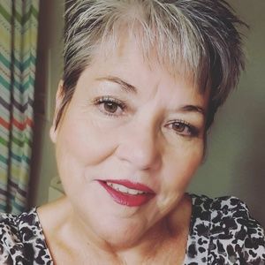 Meet your Posher, Jo